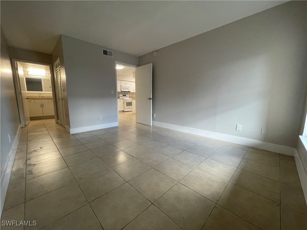 5323 Summerlin Road - Photo 8