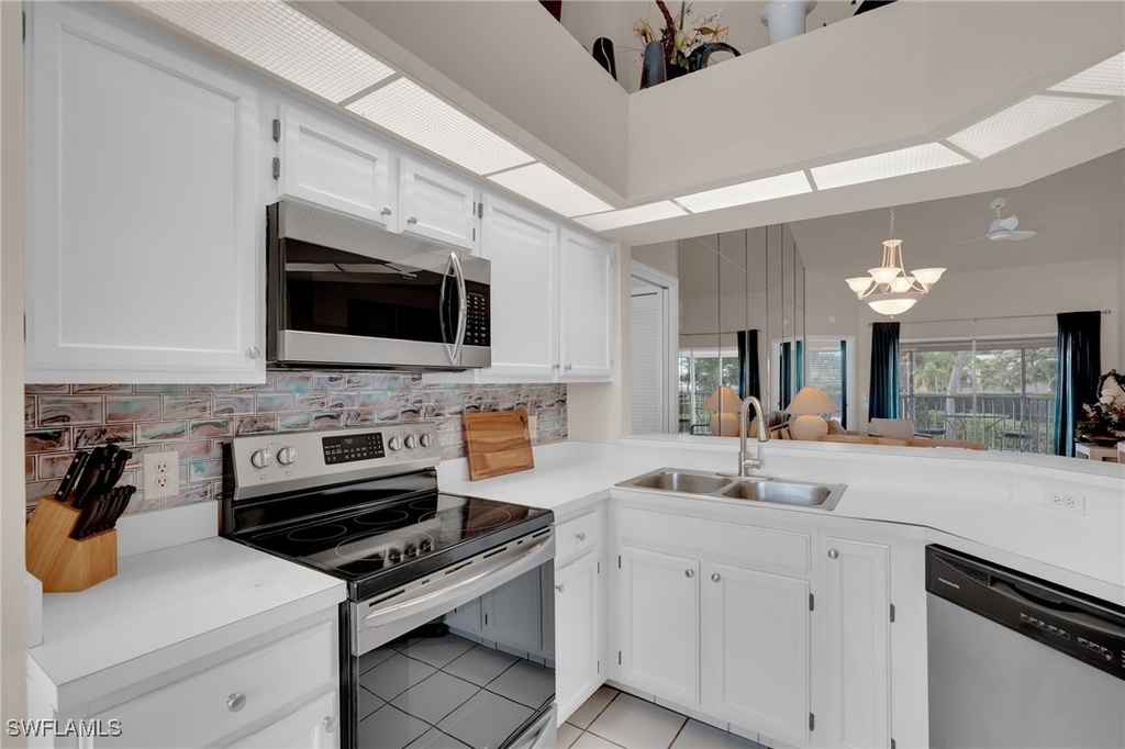 3921 Leeward Passage Court - Photo 5