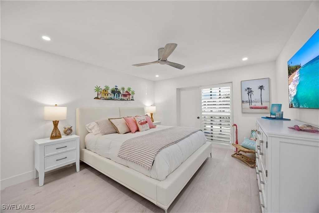 2100 Gulf Shore Boulevard N - Photo 14
