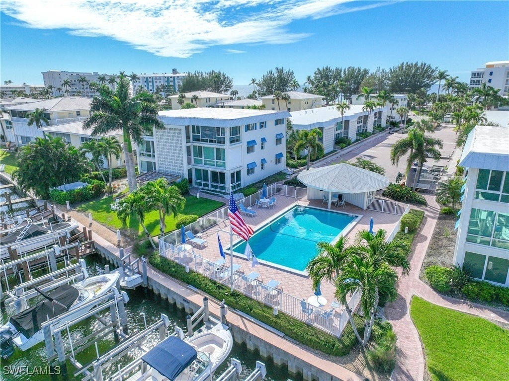 2100 Gulf Shore Boulevard N - Photo 22