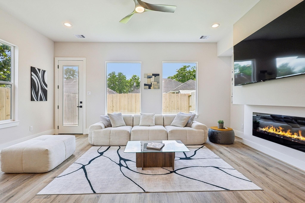 3722 Nathaniel Brown Street - Photo 2