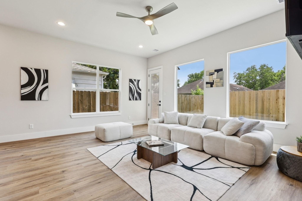 3722 Nathaniel Brown Street - Photo 4
