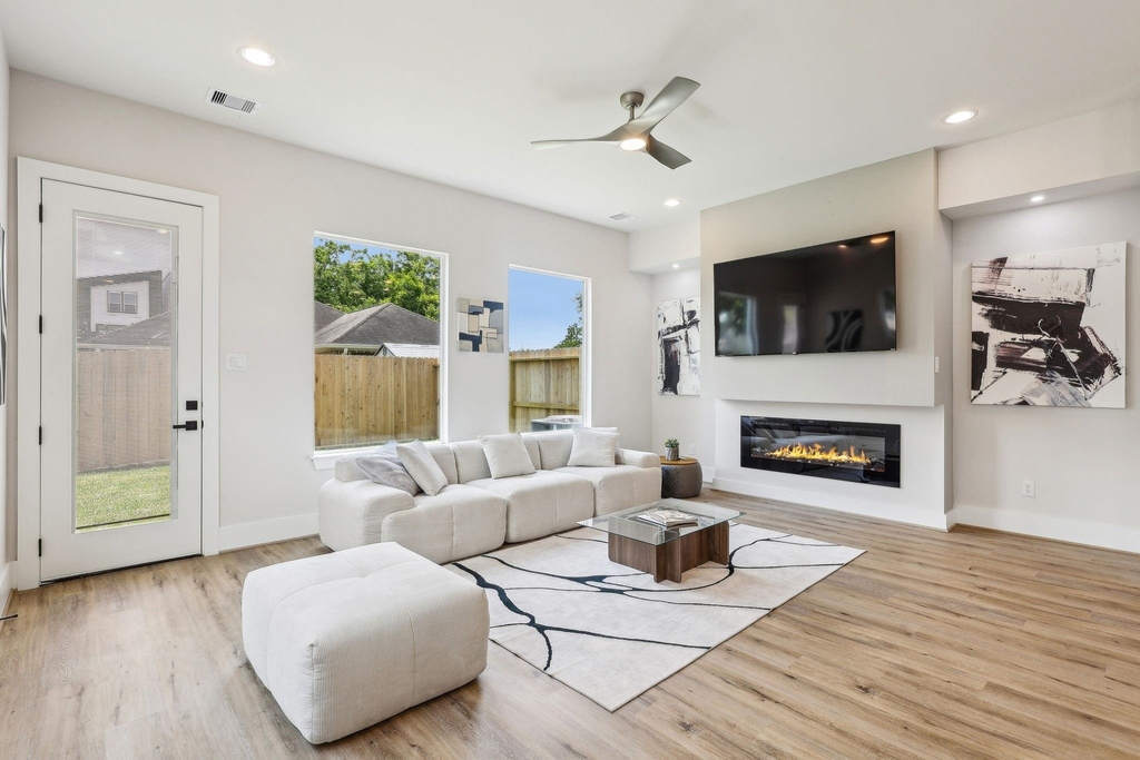 3722 Nathaniel Brown Street - Photo 3