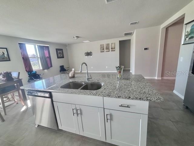 384 Guadlupe Street - Photo 3