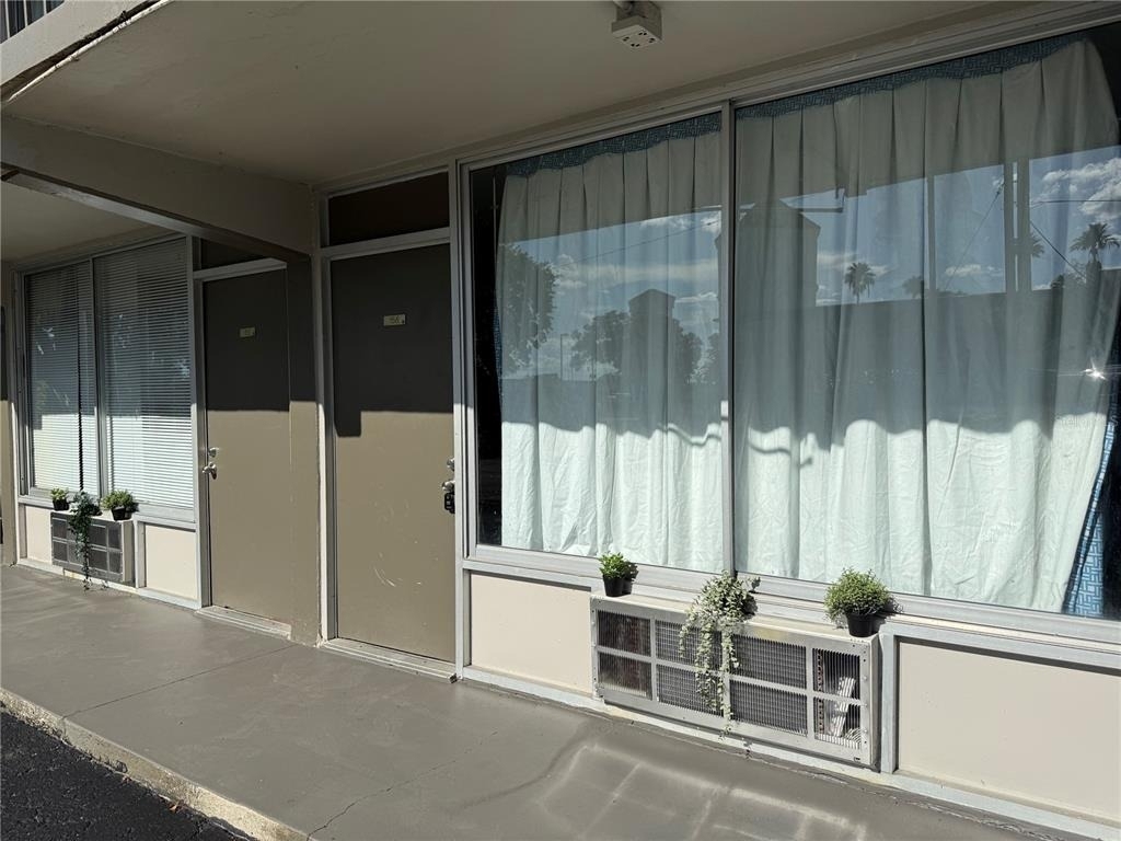 5020 W Irlo Bronson Memorial Highway - Photo 1