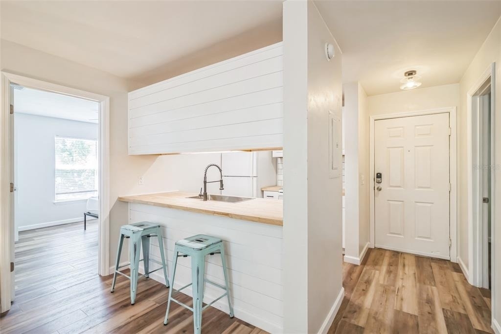 3800 Sw 20th Avenue - Photo 1
