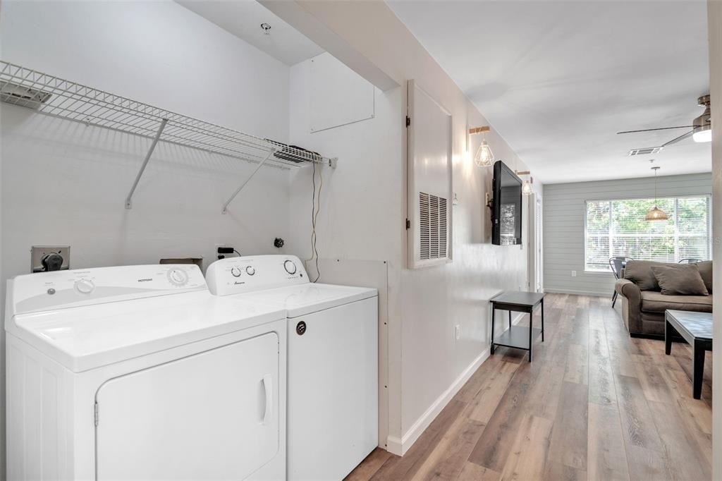 3800 Sw 20th Avenue - Photo 2
