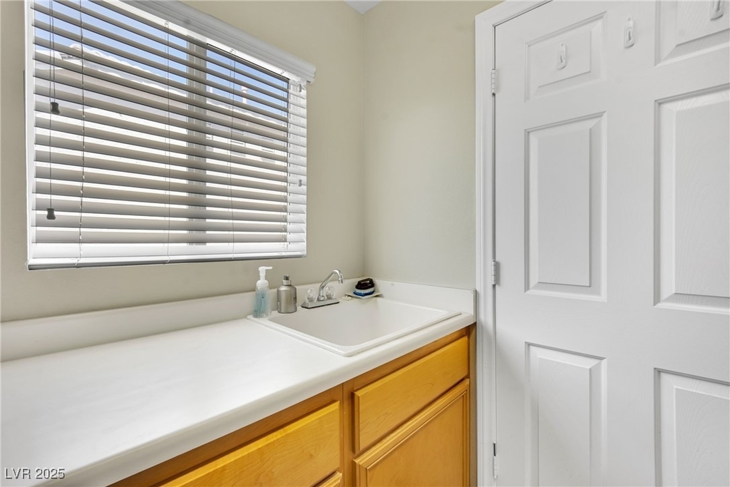 9677 Casper Peak Court - Photo 22