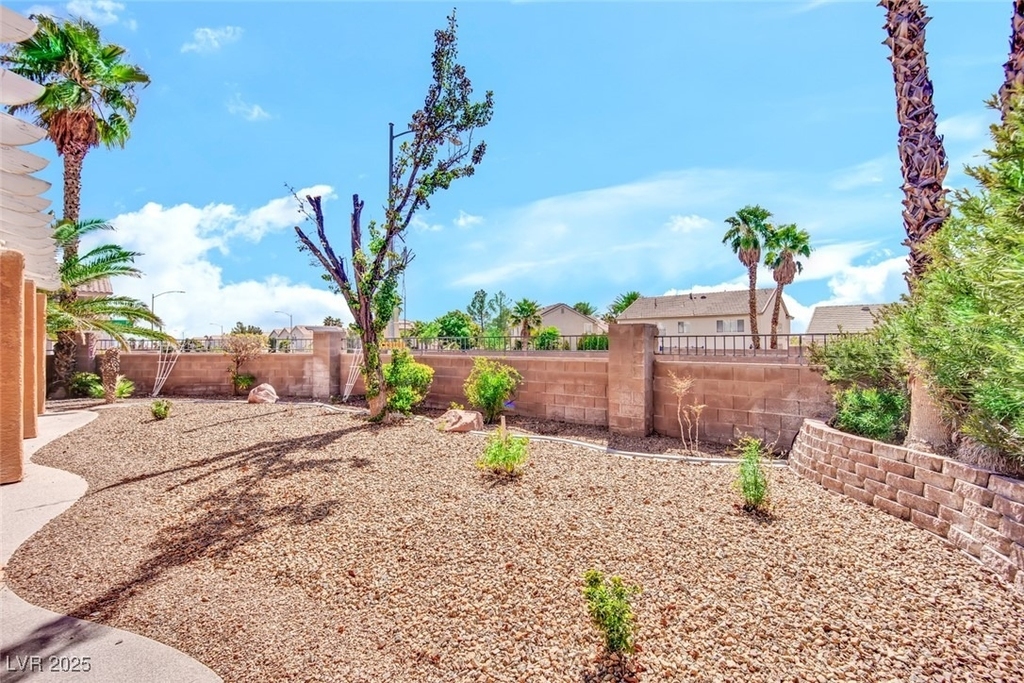 9677 Casper Peak Court - Photo 42
