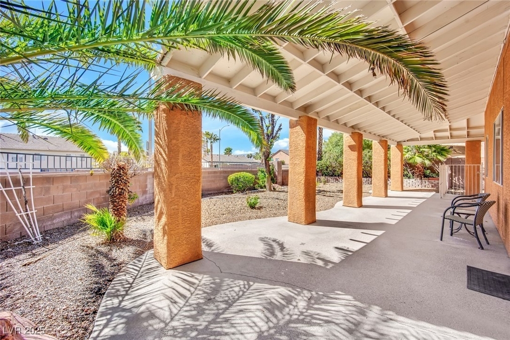 9677 Casper Peak Court - Photo 39