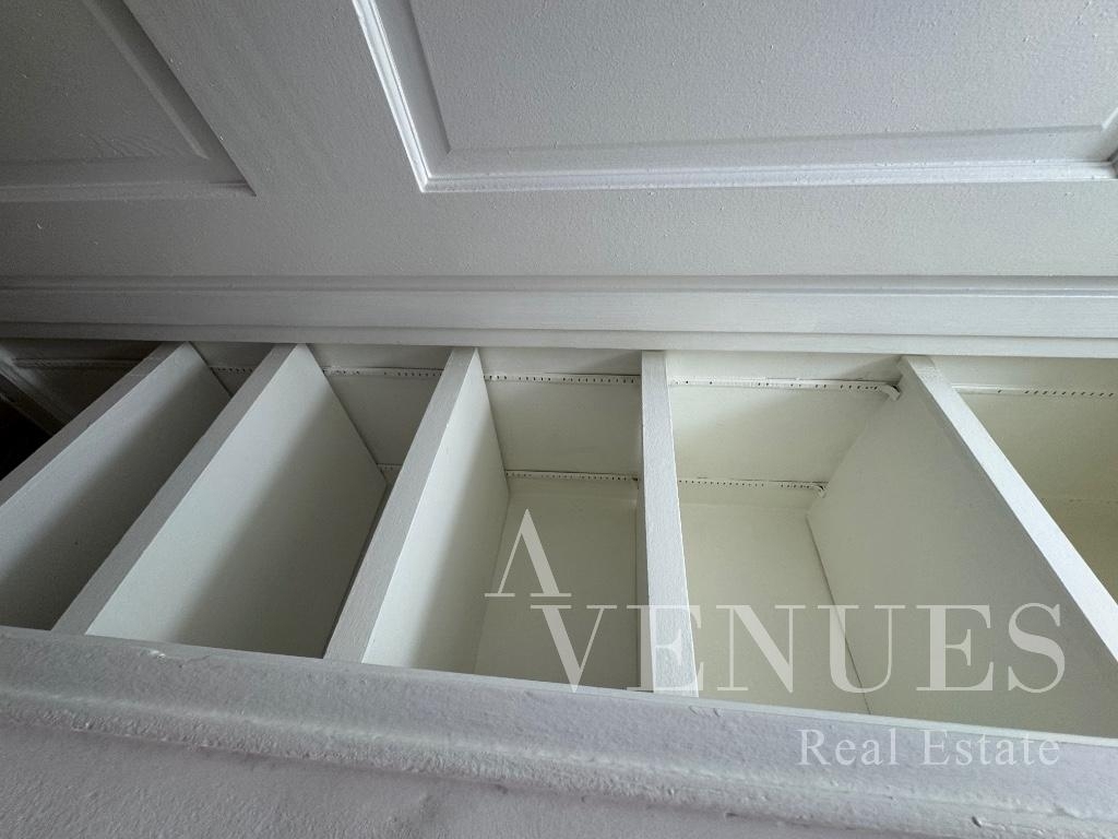 East 79th Street - Photo 4