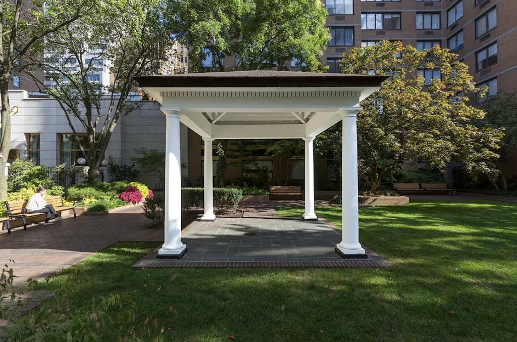 151-155 East 31st Street, Unit W15d - Photo 5
