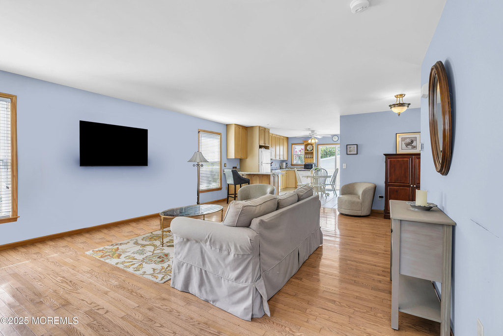 143 Lake Avenue - Photo 3