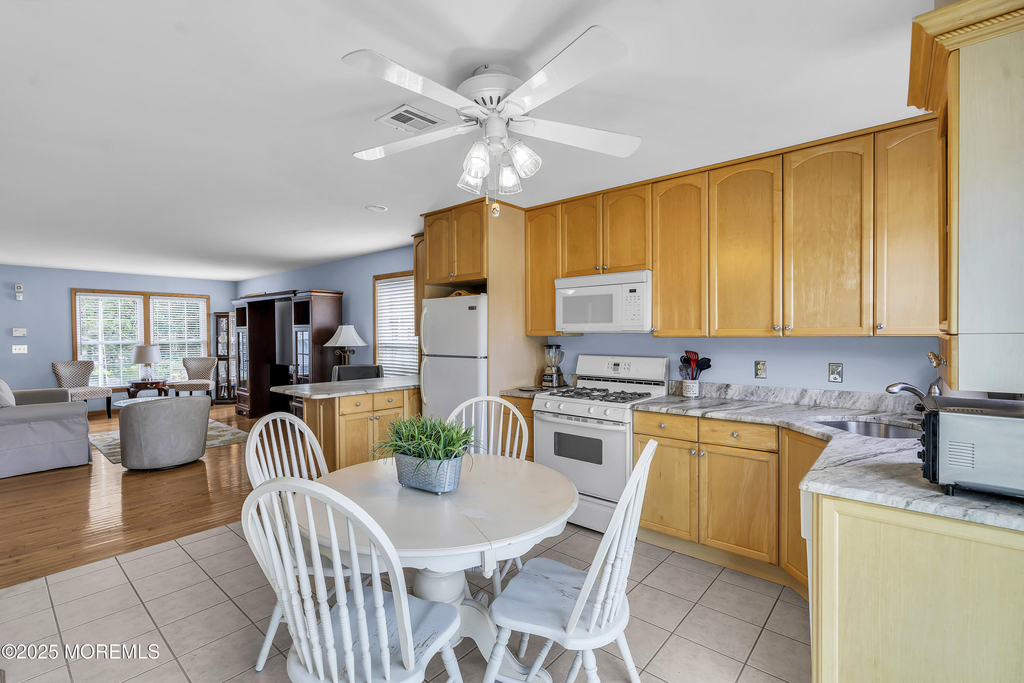 143 Lake Avenue - Photo 5