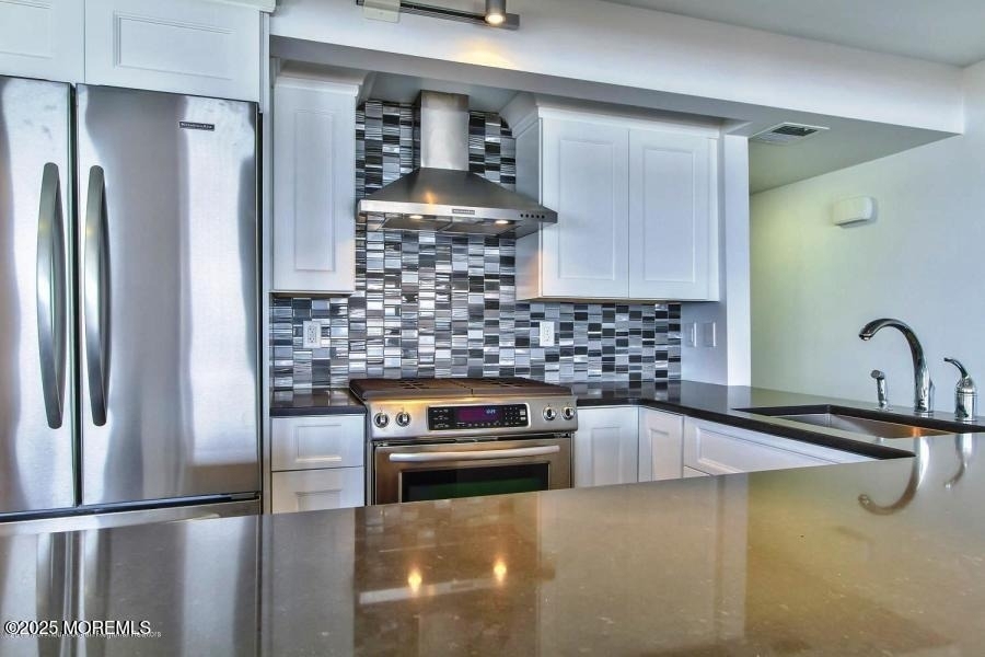 1926 Ocean Avenue - Photo 15