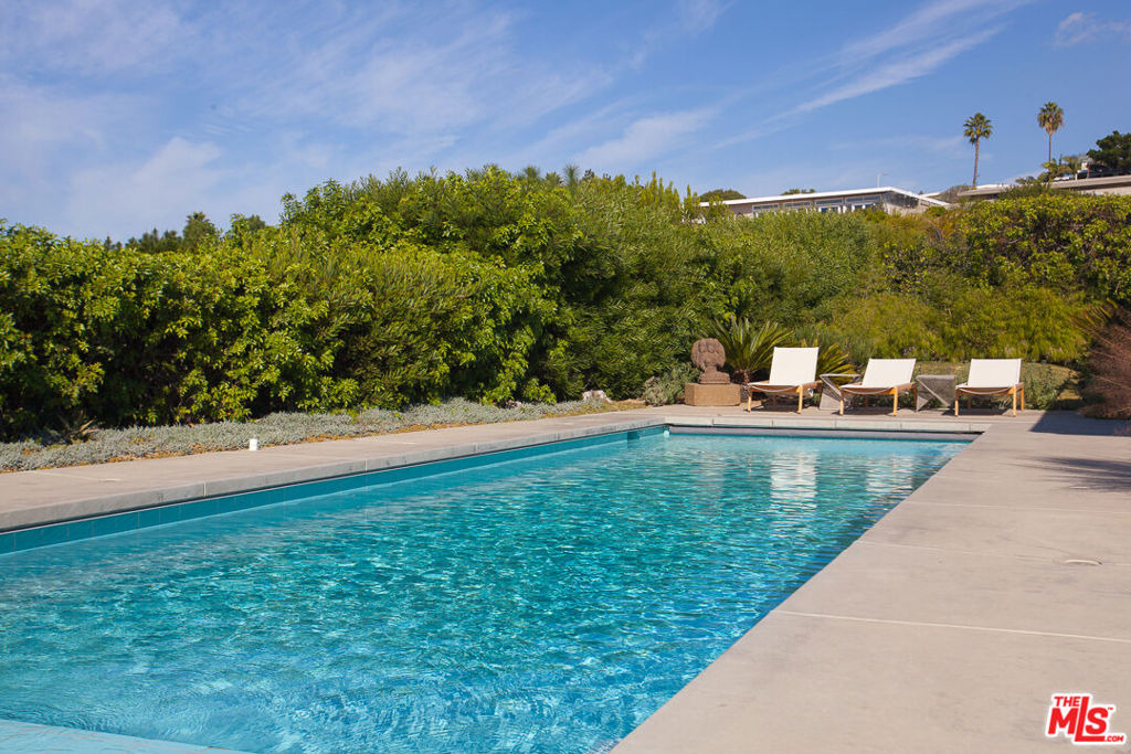 1409 Lachman Lane - Photo 2