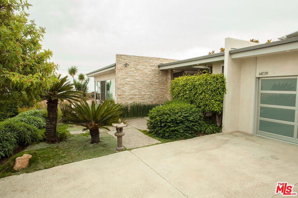 1409 Lachman Lane - Photo 10