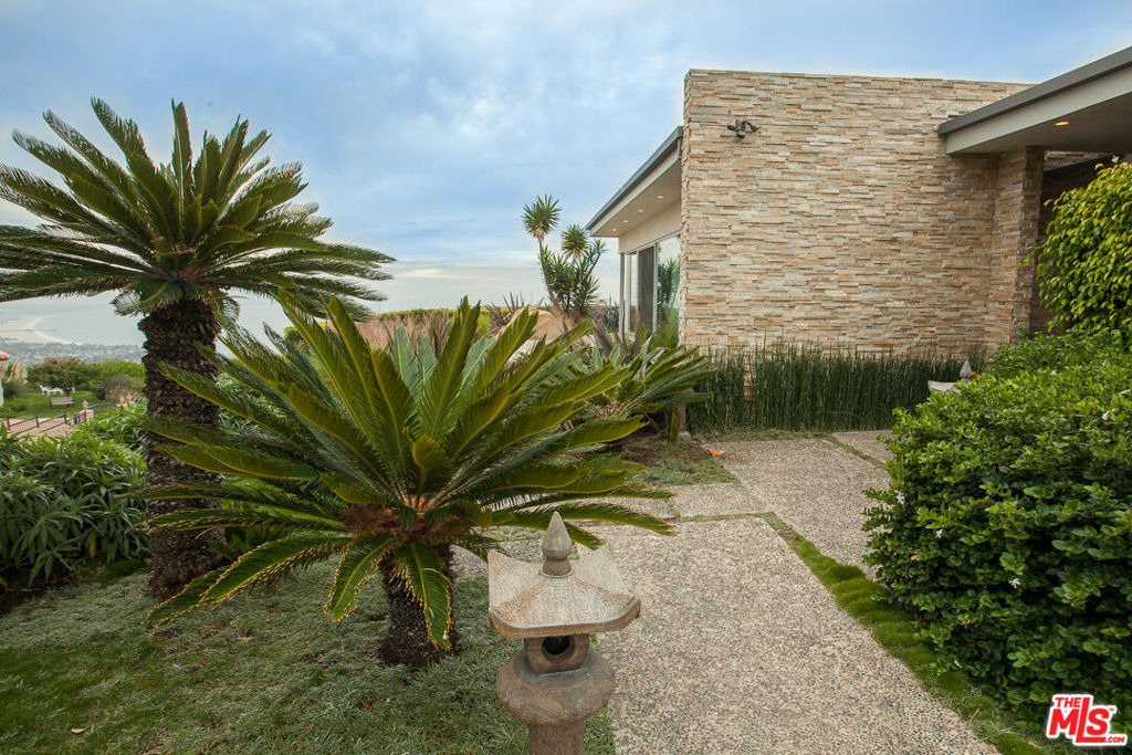 1409 Lachman Lane - Photo 11