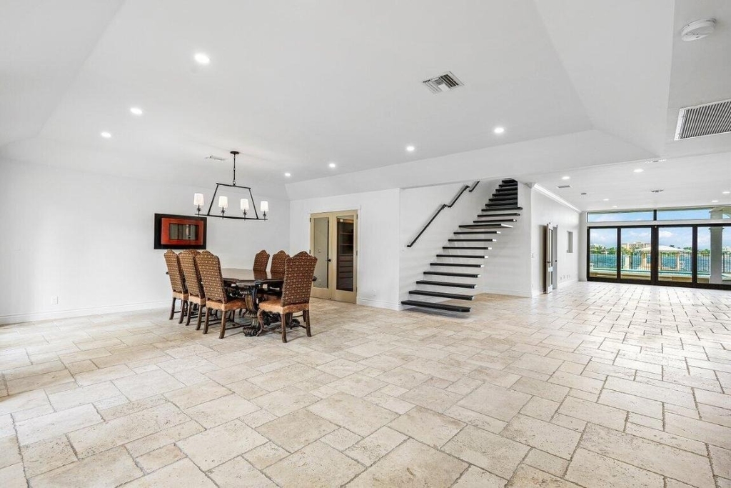 1 S 18th Avenue S - Photo 9