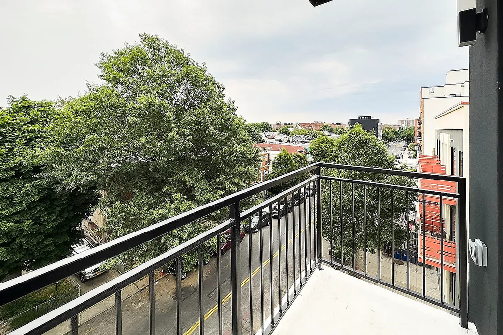 1244 New York Avenue - Photo 6