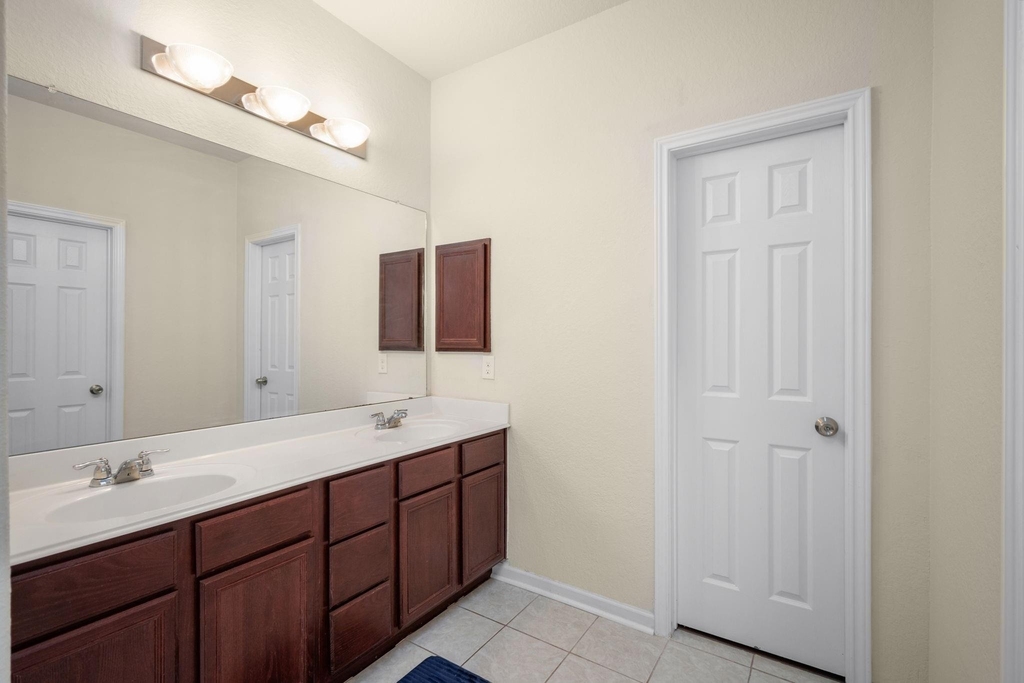 2702 Elm Crossing Trail - Photo 18