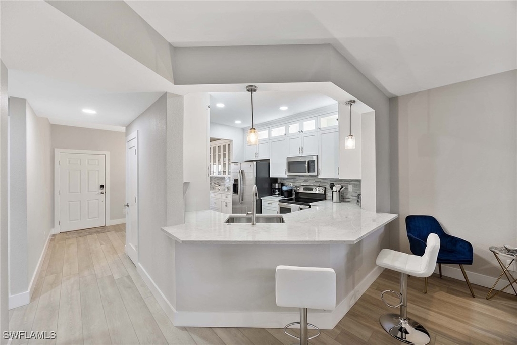 886 Sw Tanbark Drive - Photo 15