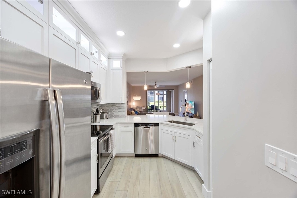 886 Sw Tanbark Drive - Photo 17