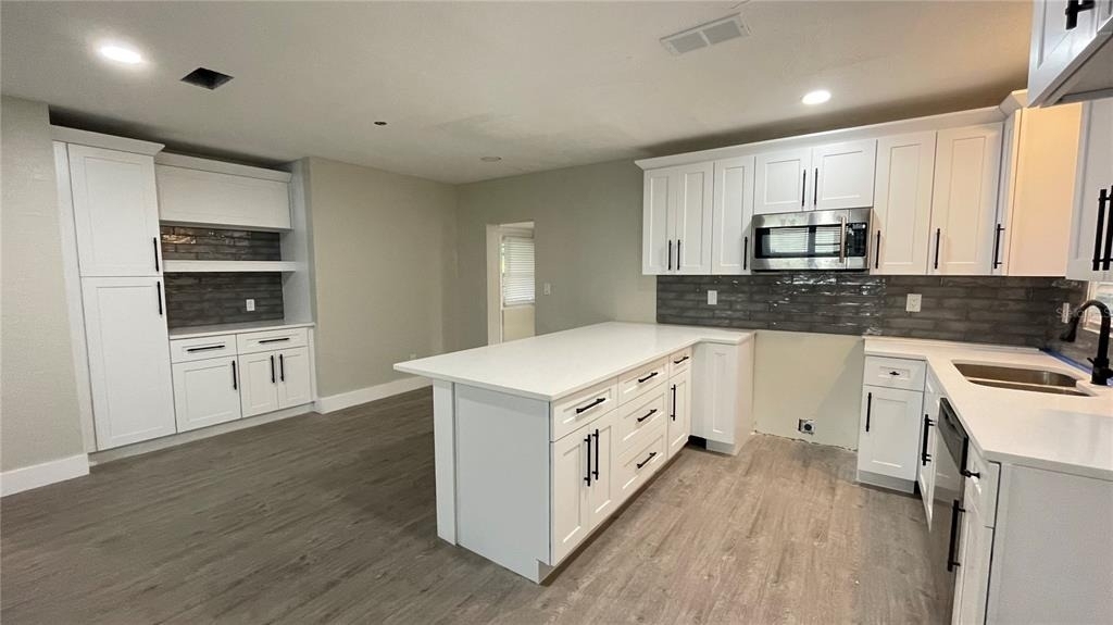2816 Hargill Drive - Photo 2