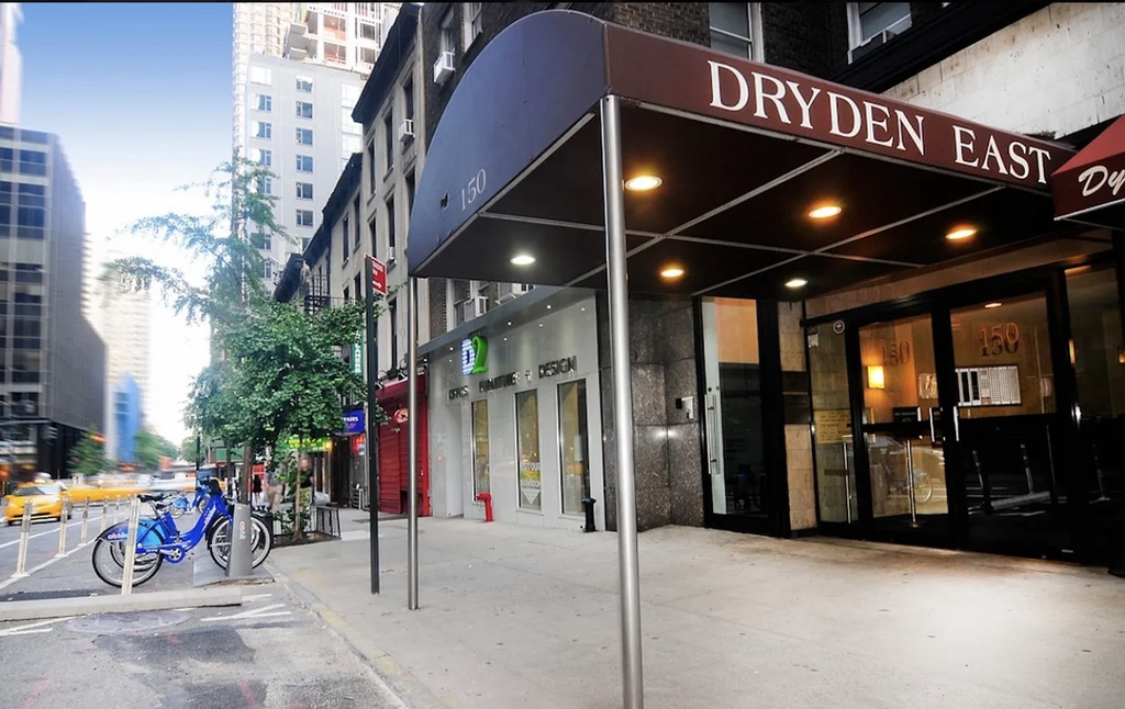 150 East 39th Street, Unit 1606 - Photo 5