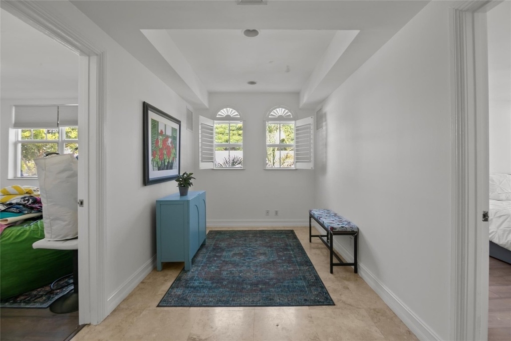 732 Ne 15th Avenue - Photo 28