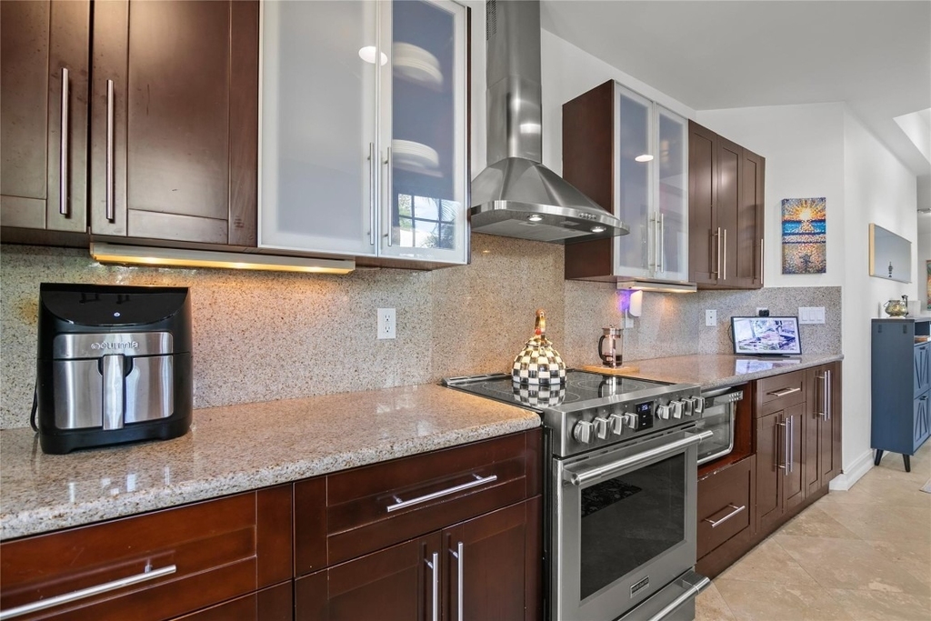 732 Ne 15th Avenue - Photo 6