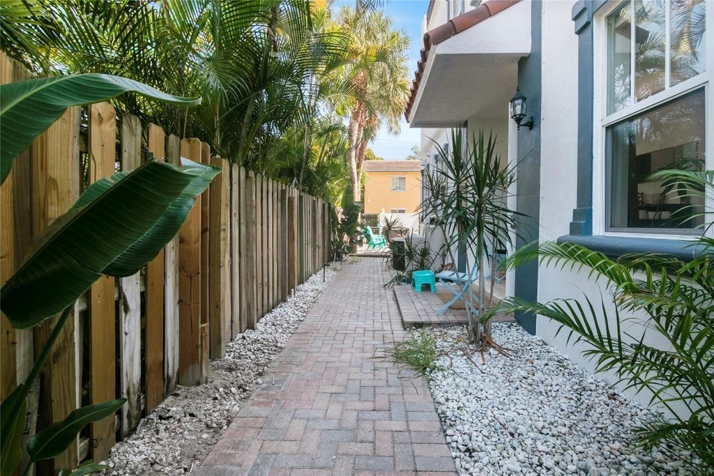 732 Ne 15th Avenue - Photo 5