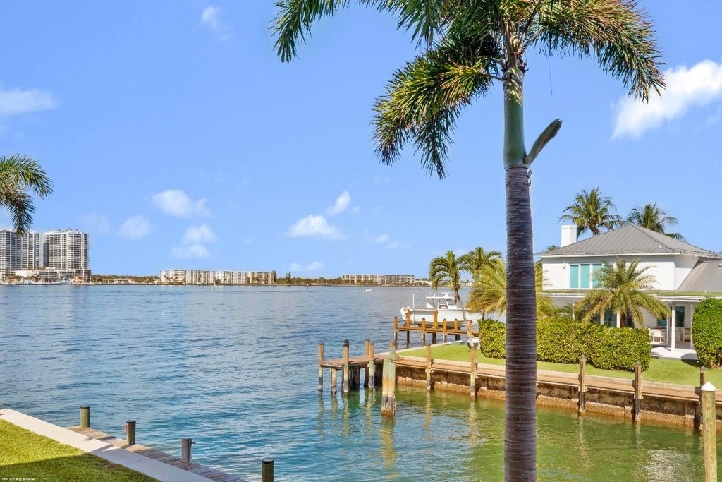 1030 Sugar Sands Boulevard - Photo 3