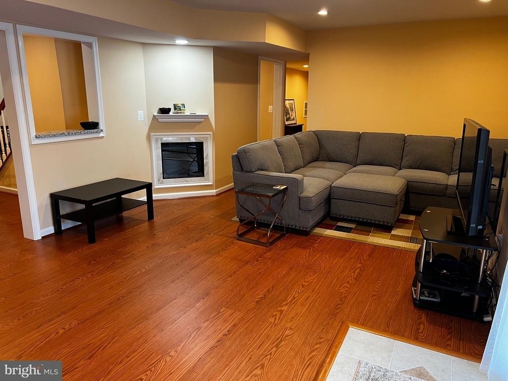 5802 Telluride Lane - Photo 0