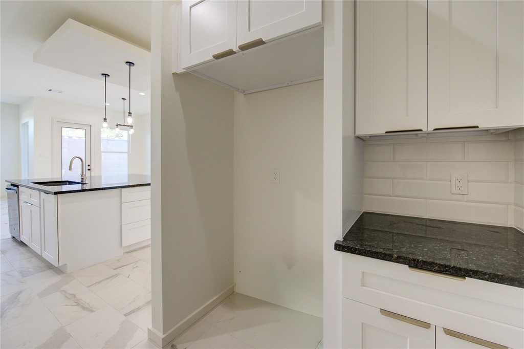 2922 El Fenice Lane - Photo 29