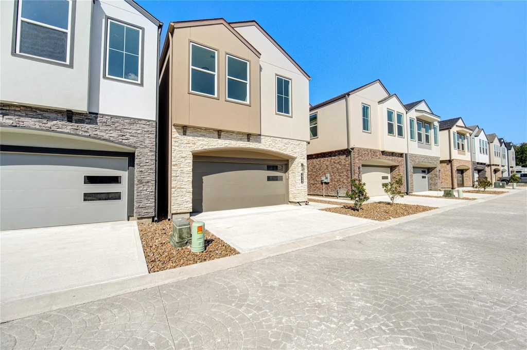 2922 El Fenice Lane - Photo 43
