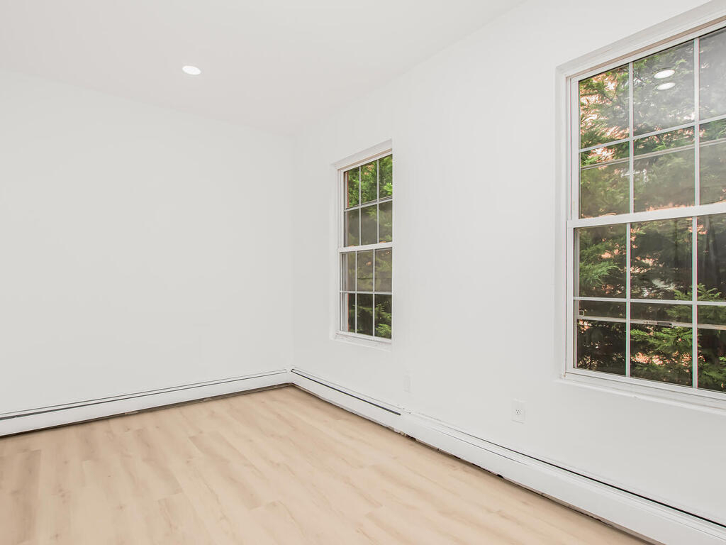 507 Weiher Court - Photo 8
