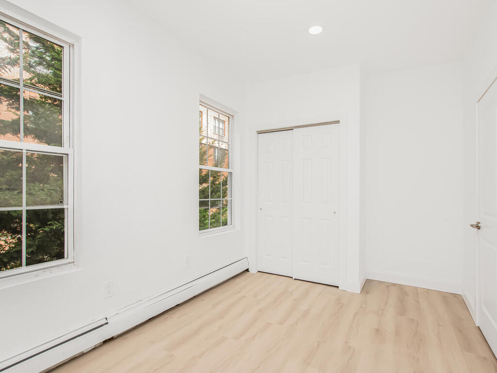 507 Weiher Court - Photo 9