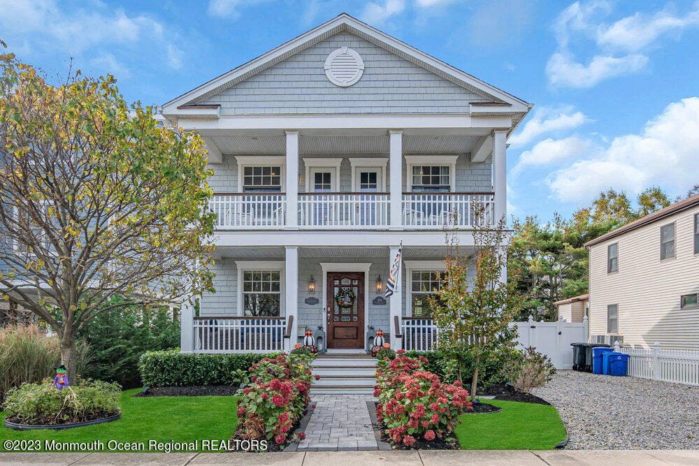 304 Atlantic Avenue - Photo 0
