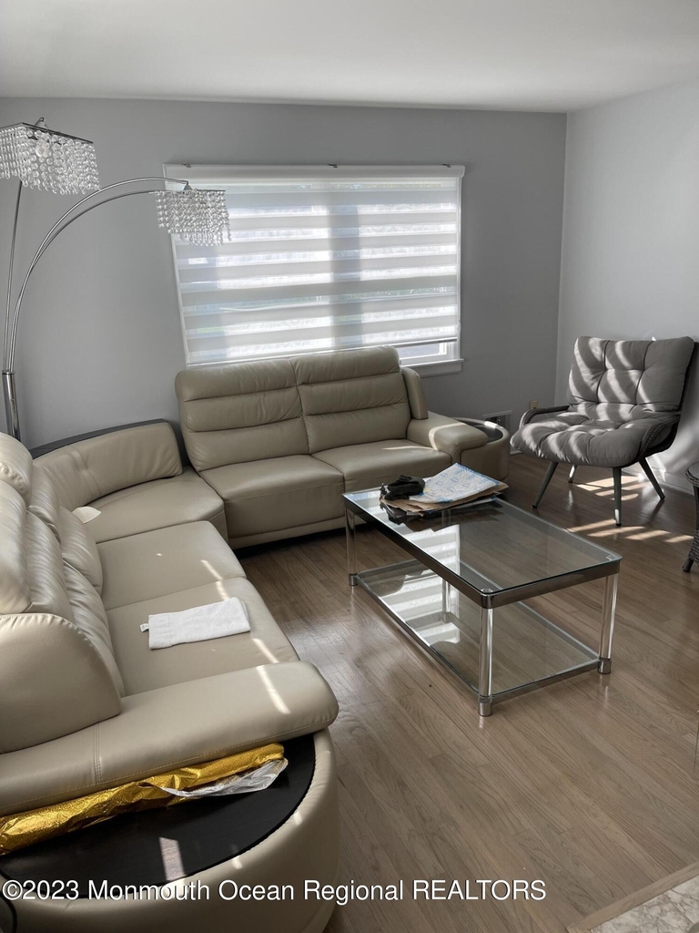 8 Dwight Drive - Photo 1