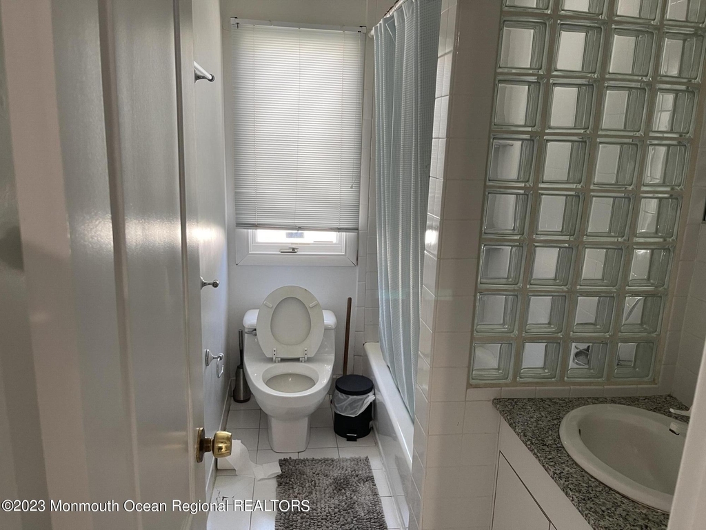 8 Dwight Drive - Photo 6