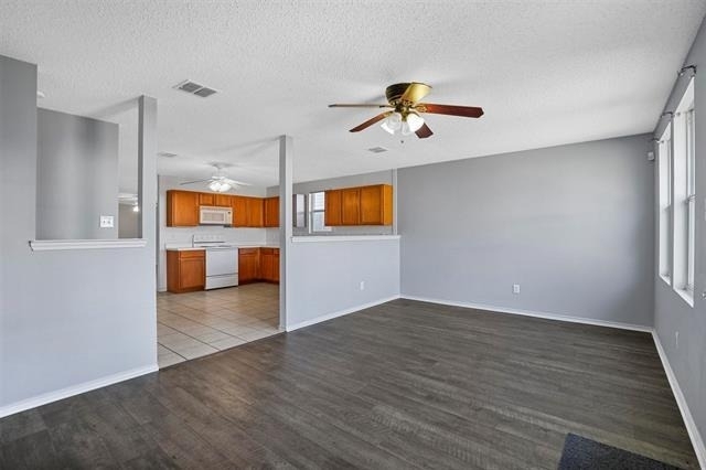 1713 Baxter Springs Drive - Photo 8