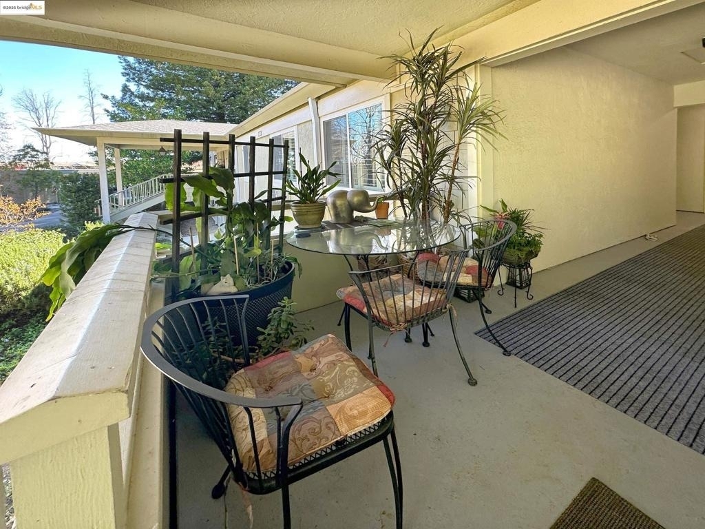1910 Skycrest Dr - Photo 28