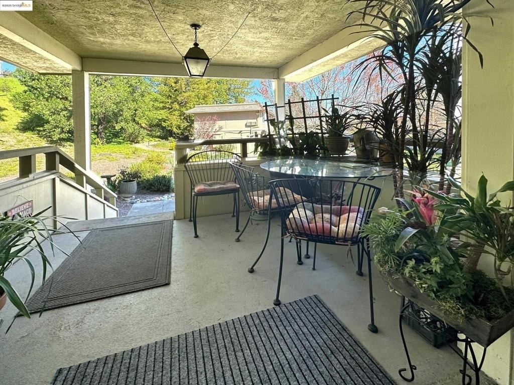 1910 Skycrest Dr - Photo 27