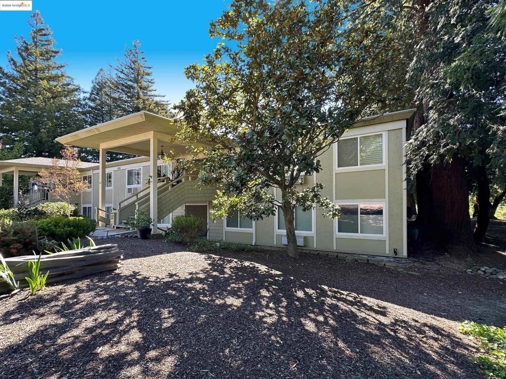 1910 Skycrest Dr - Photo 36