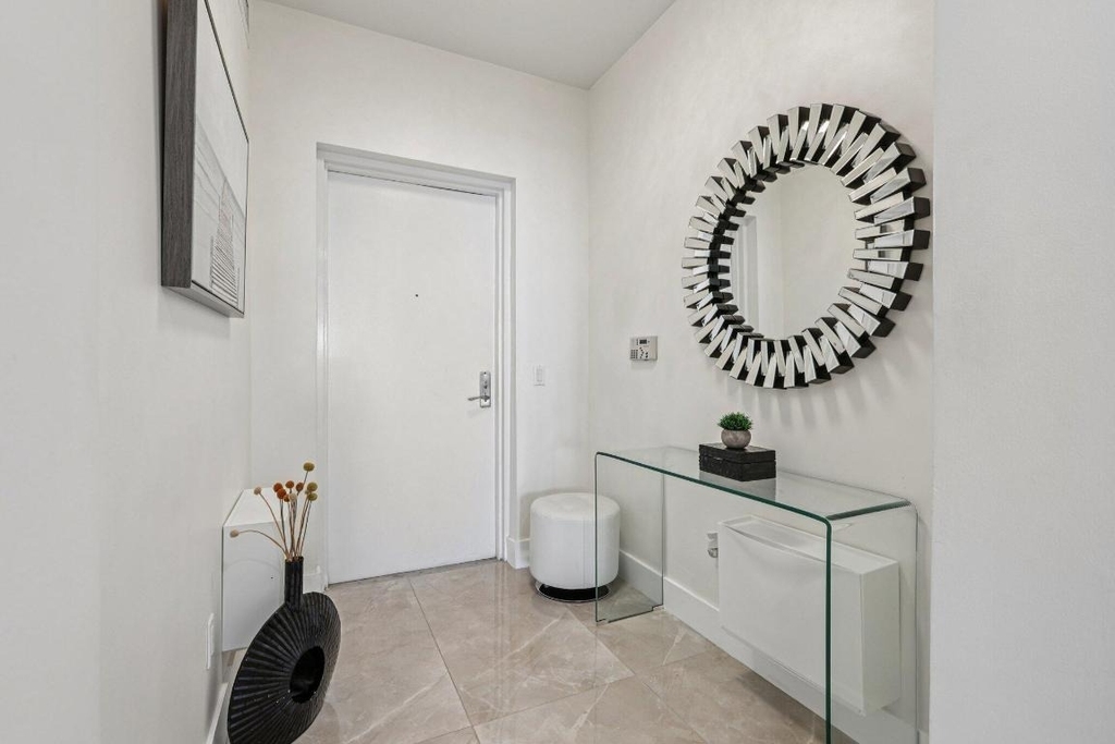 2640 Lake Shore Drive - Photo 21
