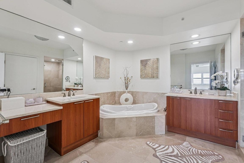 2640 Lake Shore Drive - Photo 34