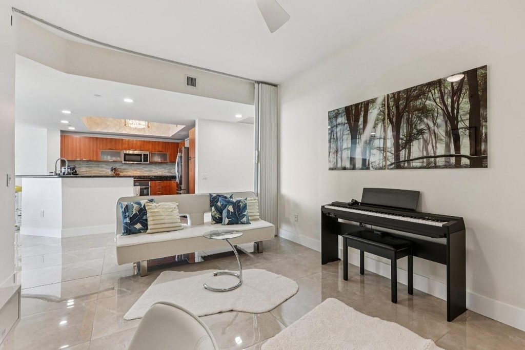 2640 Lake Shore Drive - Photo 17