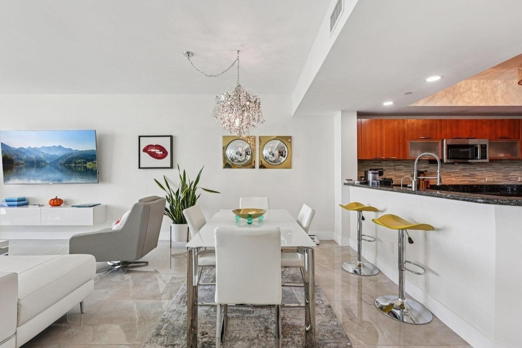 2640 Lake Shore Drive - Photo 5