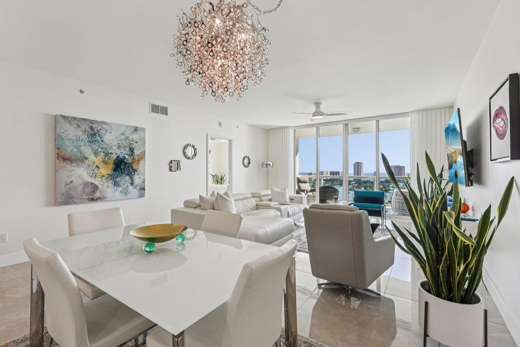 2640 Lake Shore Drive - Photo 6